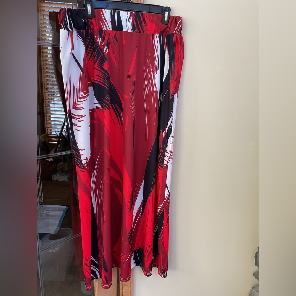Beyond This Plane ladies maxi shirt. NWOT